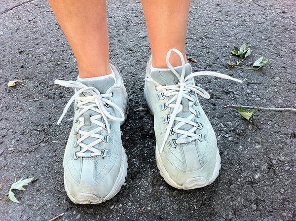 Comment recycler et donner une seconde vie à ses vieilles chaussures